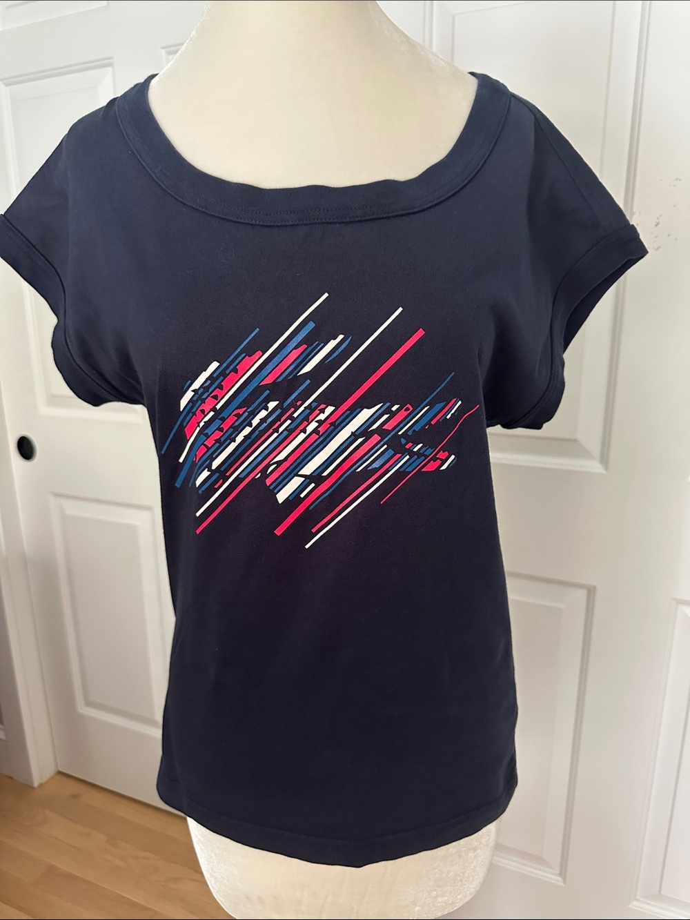 Lacoste Navy Short Sleeve Tee with Pink, White and Blue Graphic, Size M